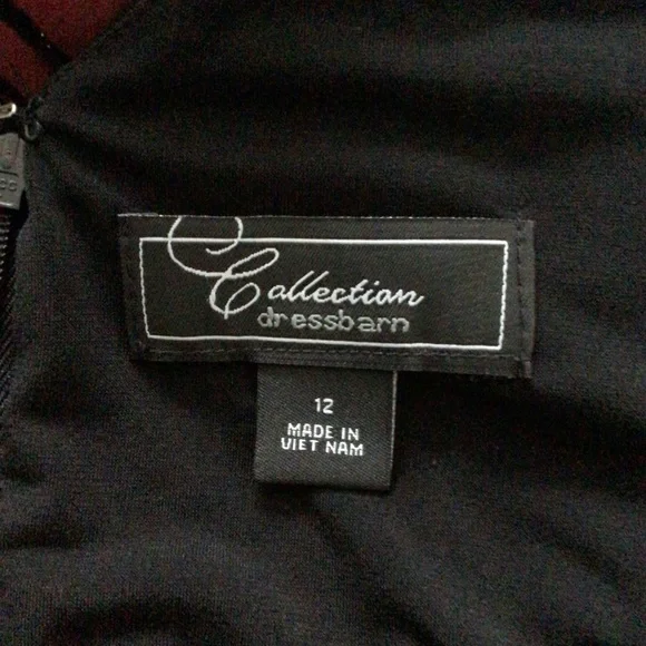 Dress Barn Collection Red and Black V-Neck Formal Dress - Size 12 - Picture 10 of 13